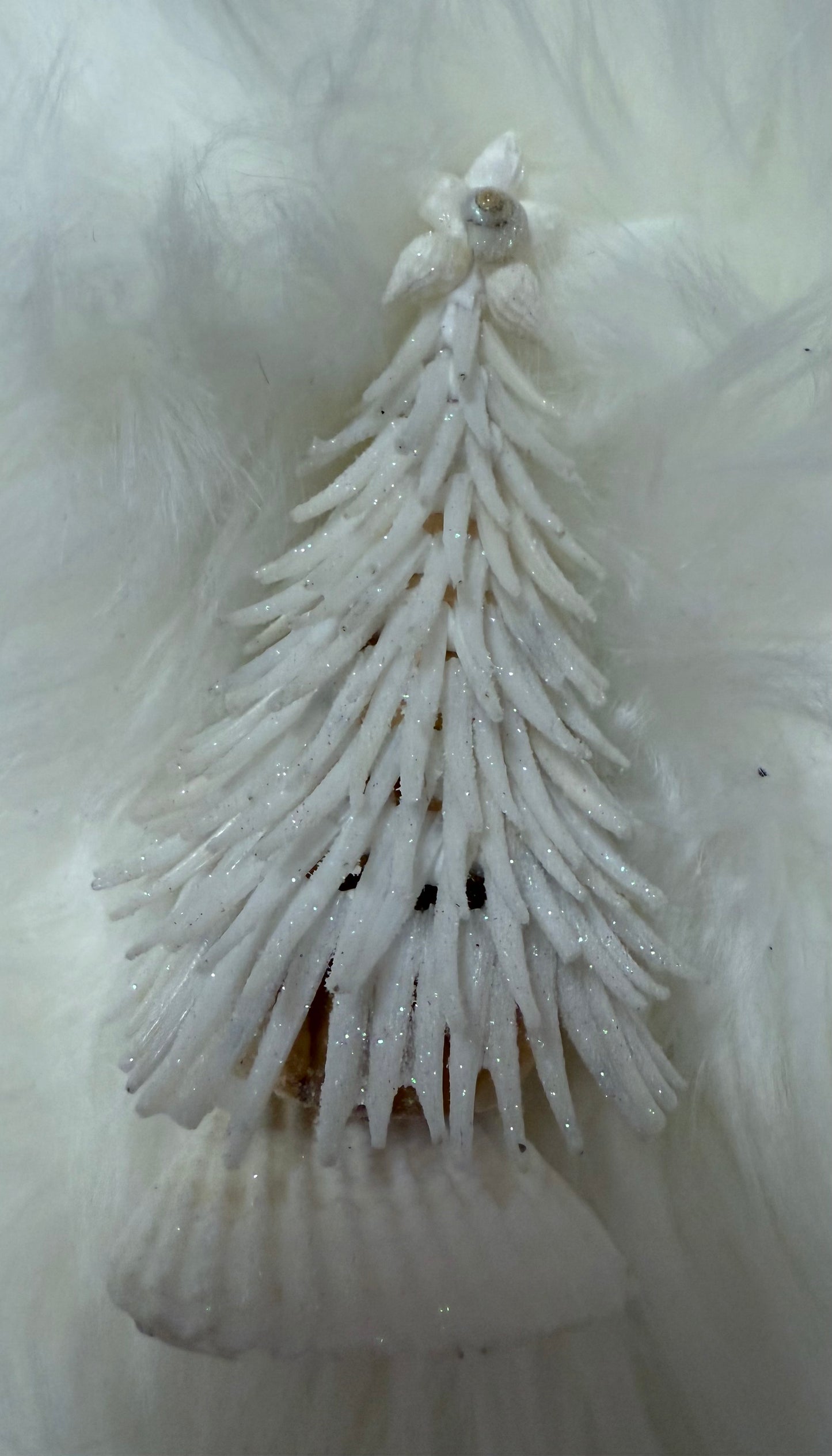 White Standing Shell Tree