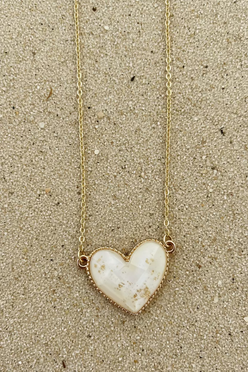 Glitter stone Heart Pendant Necklace