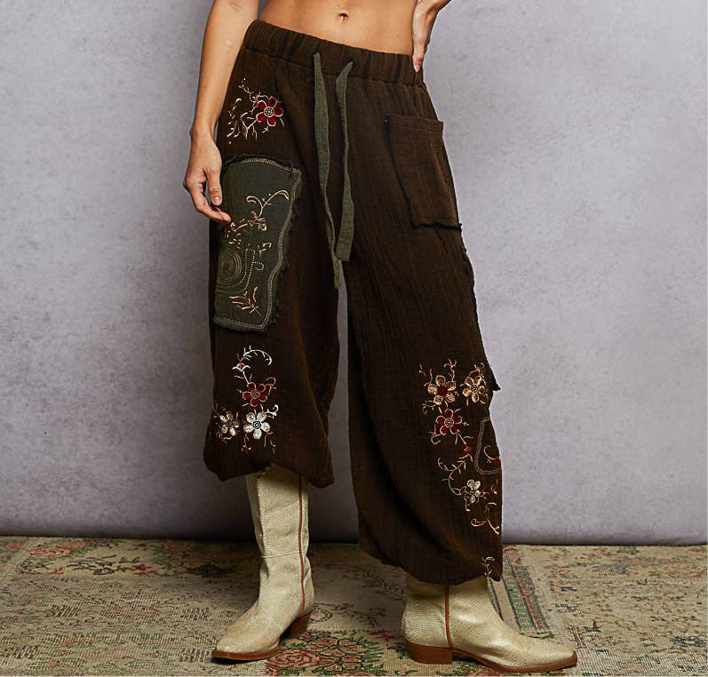 Floral Patch Pant