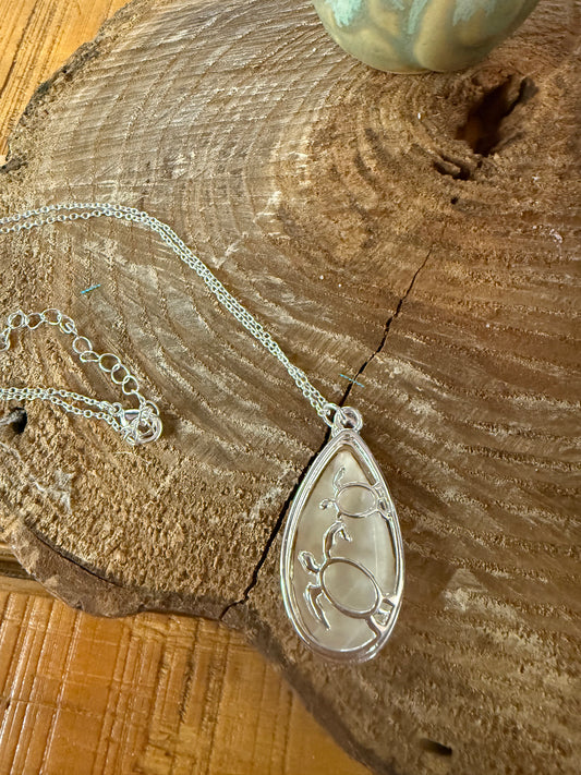 Mop turtle and baby necklace