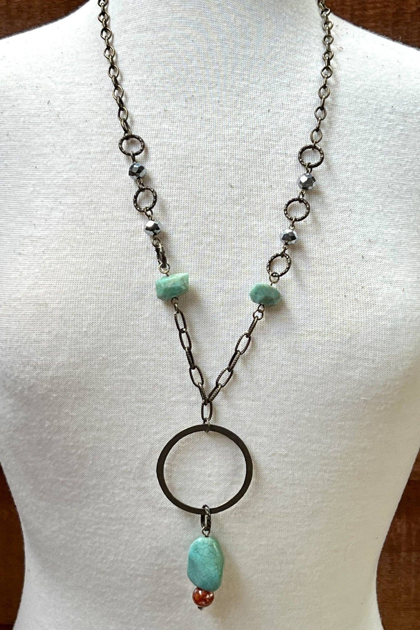 Evin Necklace