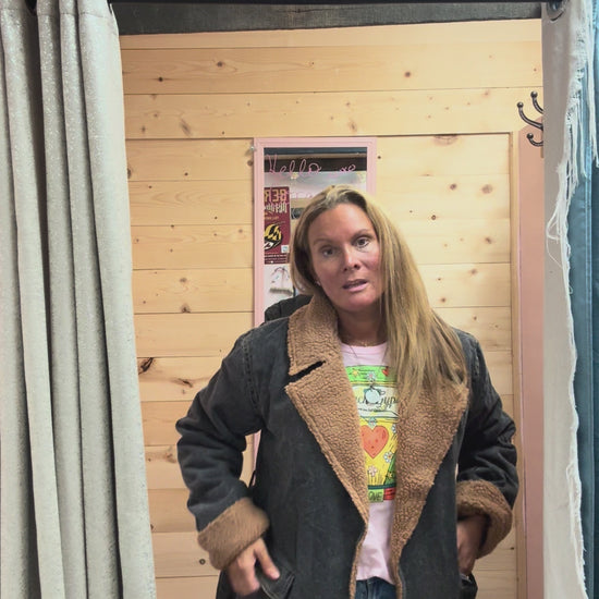 Panthia coat fit video
