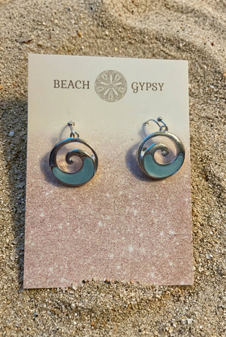 Round Wave & Green Glass Dangle Earrings - Beach Gypsy